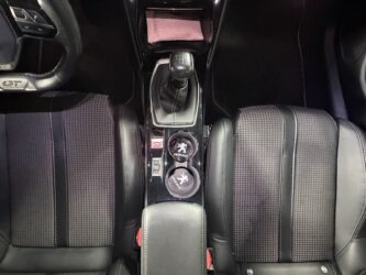 PEUGEOT 208 BlueHDi 100 S&S BVM6 GT complet