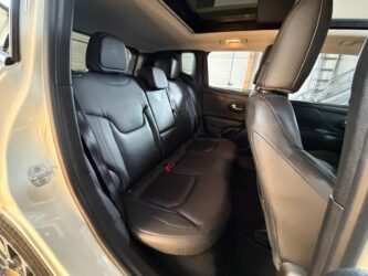 JEEP RENEGADE 1.3 Turbo T4 240 ch PHEV BVA6 4xe eAWD Trailhawk complet