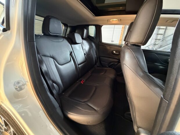 JEEP RENEGADE 1.3 Turbo T4 240 ch PHEV BVA6 4xe eAWD Trailhawk complet