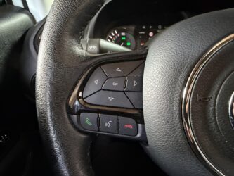 JEEP RENEGADE 1.3 Turbo T4 240 ch PHEV BVA6 4xe eAWD Trailhawk complet