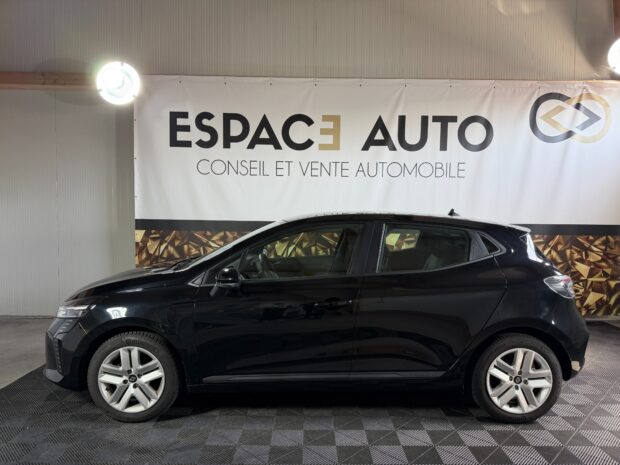 RENAULT CLIO V TCE 90 EVOLUTION complet
