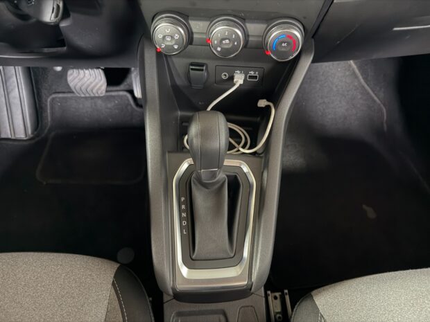 RENAULT CLIO V TCE 90 EVOLUTION complet