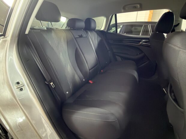 MG 5 156 61KWH 2WD LONG RANGE 400 ELECTRIC complet