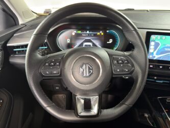 MG 5 156 61KWH 2WD LONG RANGE 400 ELECTRIC complet