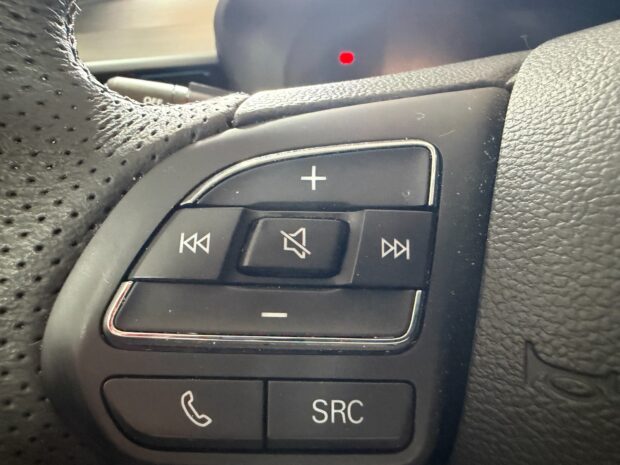 MG 5 156 61KWH 2WD LONG RANGE 400 ELECTRIC complet
