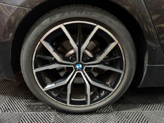 BMW SERIE 5 TOURING G31 LCI 520d TwinPower Turbo xDrive 190 ch BVA8 M Sport complet