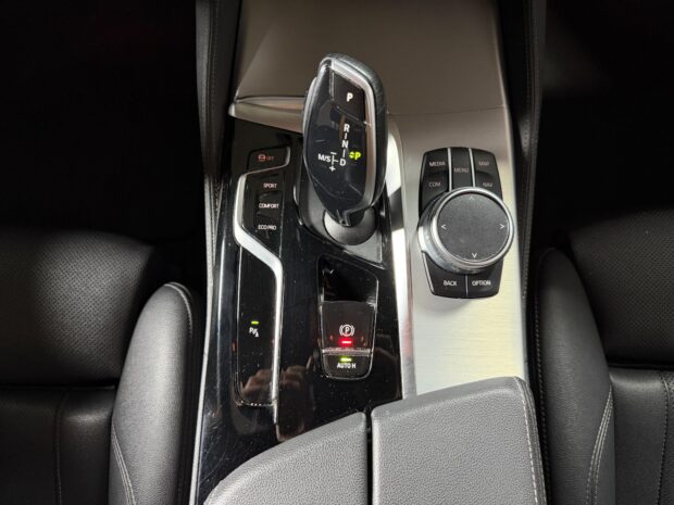 BMW SERIE 5 TOURING G31 LCI 520d TwinPower Turbo xDrive 190 ch BVA8 M Sport complet