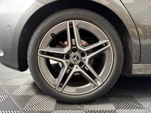 MERCEDES CLASSE A 200 d 8G-DCT AMG Line complet