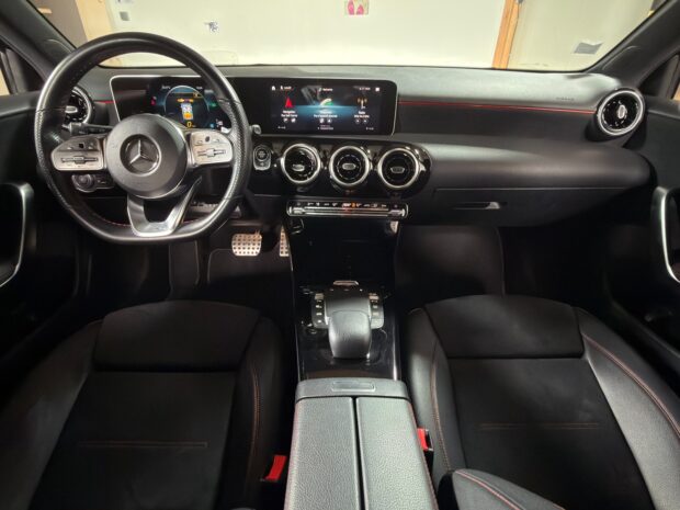 MERCEDES CLASSE A 200 d 8G-DCT AMG Line complet
