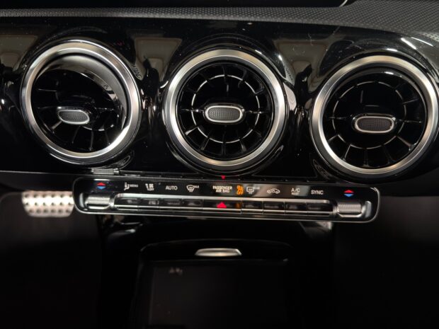 MERCEDES CLASSE A 200 d 8G-DCT AMG Line complet