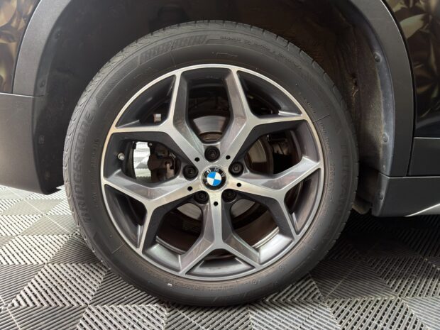BMW X1 F48 sDrive 18i 140 ch xLine complet