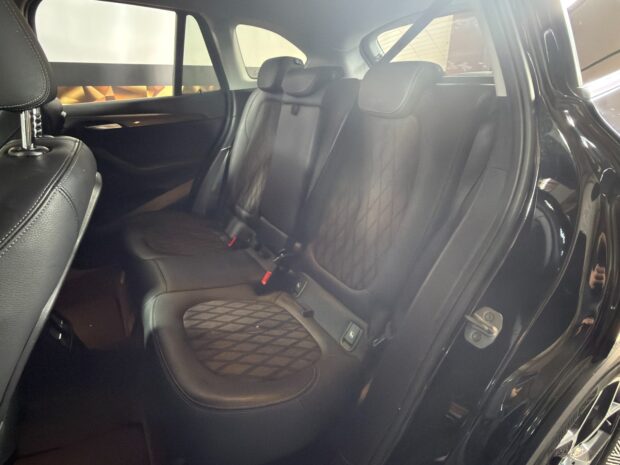BMW X1 F48 sDrive 18i 140 ch xLine complet