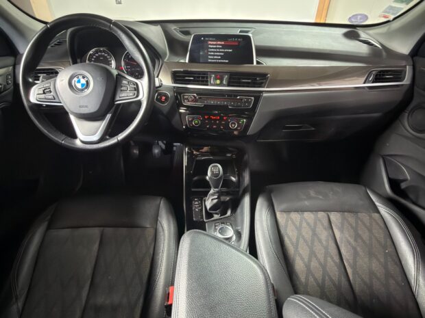 BMW X1 F48 sDrive 18i 140 ch xLine complet