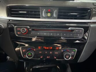 BMW X1 F48 sDrive 18i 140 ch xLine complet