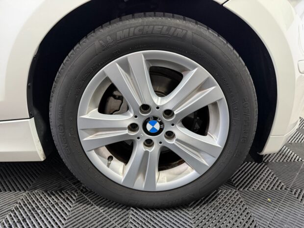 BMW SERIE 1 E87 LCI 116i 122 ch Edition Confort complet