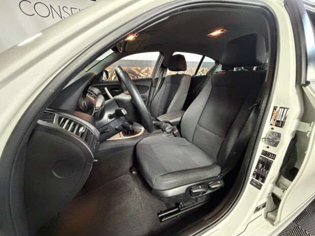 BMW SERIE 1 E87 LCI 116i 122 ch Edition Confort complet
