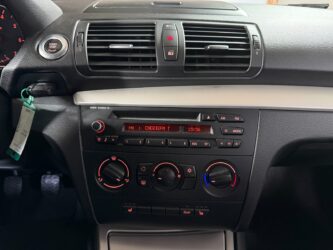 BMW SERIE 1 E87 LCI 116i 122 ch Edition Confort complet