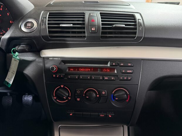 BMW SERIE 1 E87 LCI 116i 122 ch Edition Confort complet
