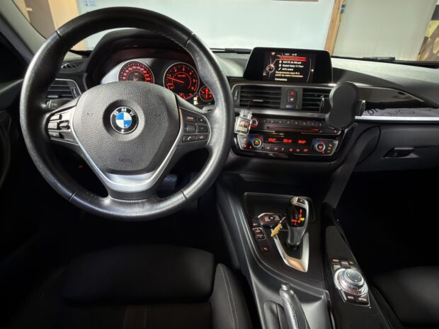 BMW SERIE 3 TOURING F31 LCI 320d 190 ch Sport A complet