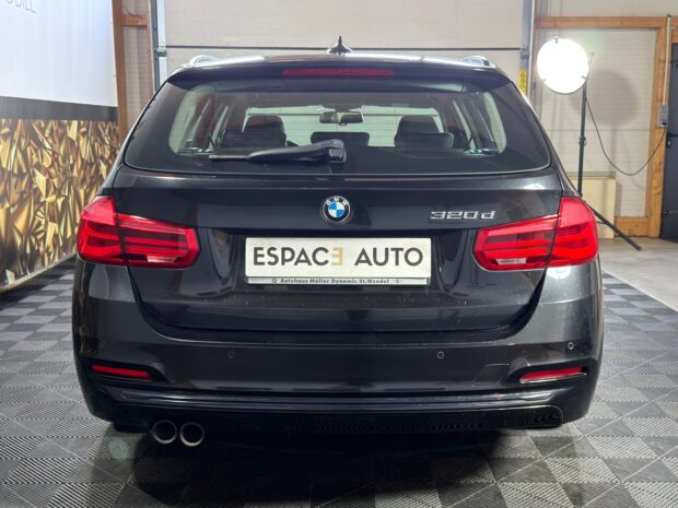 BMW SERIE 3 TOURING F31 LCI 320d 190 ch Sport A complet