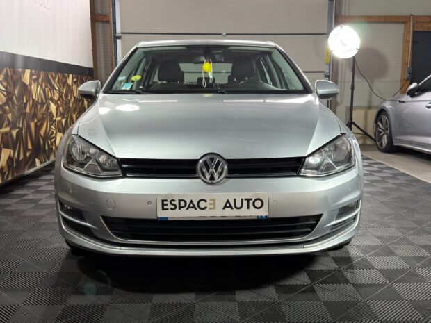 VOLKSWAGEN GOLF 1.6 TDI 110 BlueMotion Confortline complet