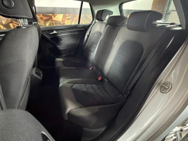 VOLKSWAGEN GOLF 1.6 TDI 110 BlueMotion Confortline complet