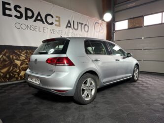 VOLKSWAGEN GOLF 1.6 TDI 110 BlueMotion Confortline complet