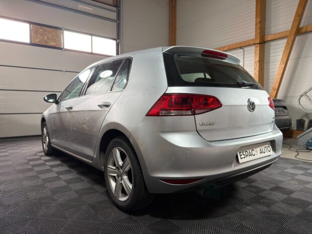 VOLKSWAGEN GOLF 1.6 TDI 110 BlueMotion Confortline complet