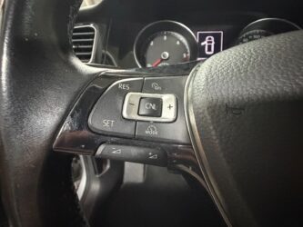 VOLKSWAGEN GOLF 1.6 TDI 110 BlueMotion Confortline complet