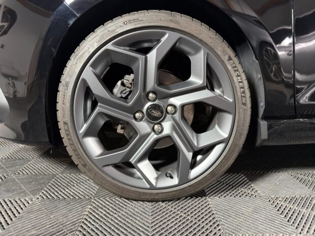 FORD FIESTA ST 1.5 EcoBoost 200 S&S ST Pack complet