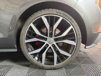 VOLKSWAGEN GOLF 2.0 TSI 220 BlueMotion Technology DSG6 GTI complet