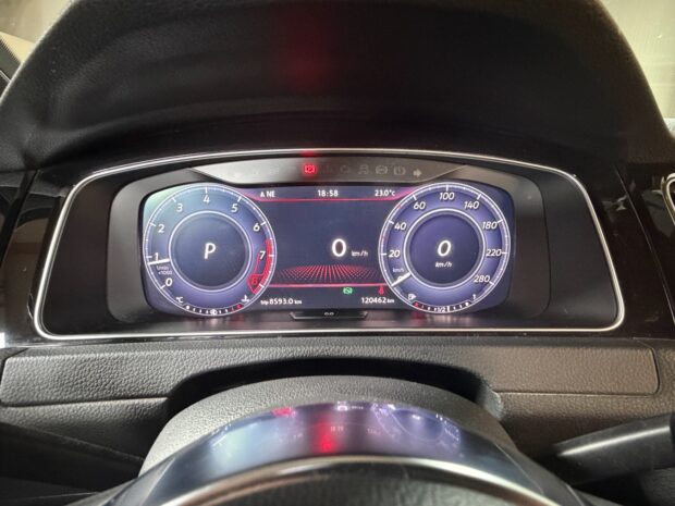 VOLKSWAGEN GOLF 2.0 TSI 220 BlueMotion Technology DSG6 GTI complet