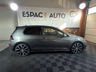 VOLKSWAGEN GOLF 2.0 TSI 220 BlueMotion Technology DSG6 GTI complet