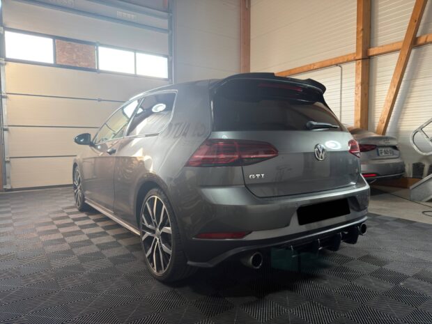 VOLKSWAGEN GOLF 2.0 TSI 220 BlueMotion Technology DSG6 GTI complet