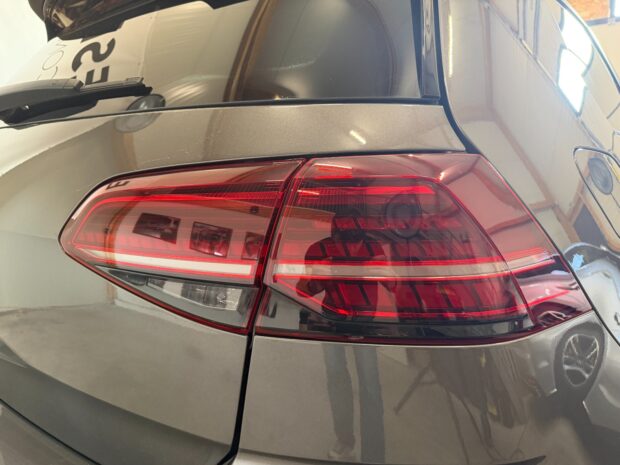 VOLKSWAGEN GOLF 2.0 TSI 220 BlueMotion Technology DSG6 GTI complet