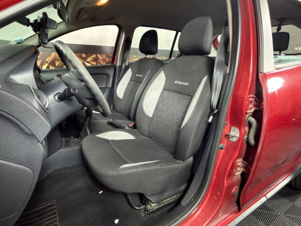 DACIA SANDERO TCe 90 E6 Stepway Ambiance complet