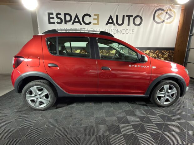 DACIA SANDERO TCe 90 E6 Stepway Ambiance complet