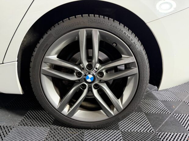 BMW SERIE 1 F20 LCI2 114d 95 ch M Sport Ultimate complet