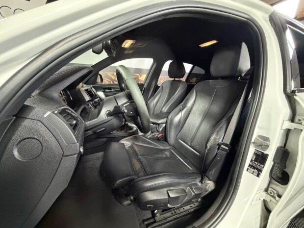 BMW SERIE 1 F20 LCI2 114d 95 ch M Sport Ultimate complet