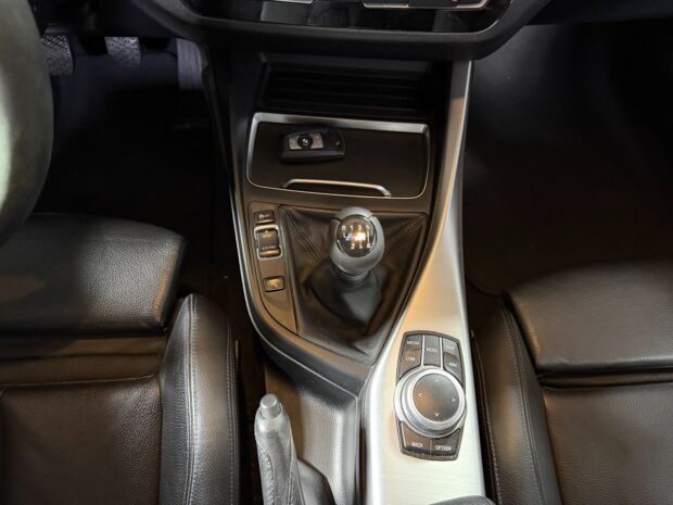 BMW SERIE 1 F20 LCI2 114d 95 ch M Sport Ultimate complet