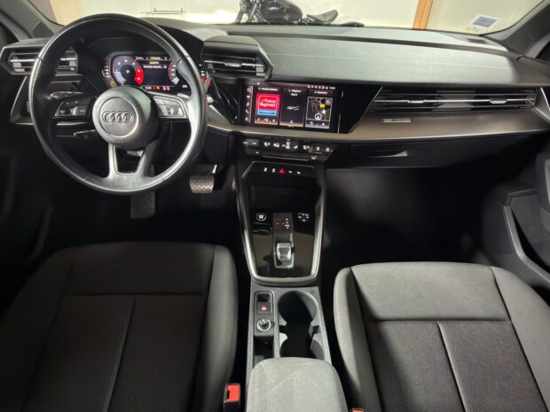 AUDI A3 SPORTBACK 30 TDI 116 S tronic 7 Business line complet