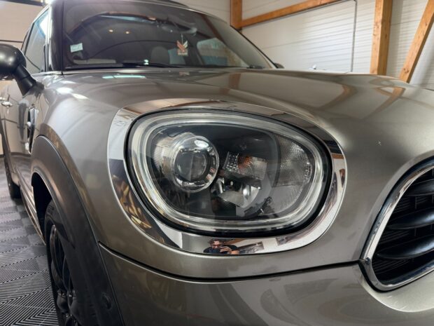 MINI COUNTRYMAN F60 136 ch BVA6 Cooper Red Hot Chili complet