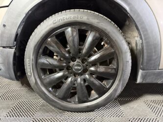 MINI COUNTRYMAN F60 136 ch BVA6 Cooper Red Hot Chili complet