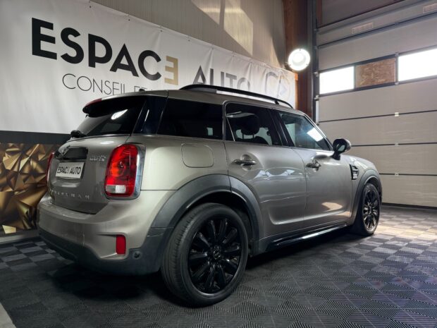 MINI COUNTRYMAN F60 136 ch BVA6 Cooper Red Hot Chili complet