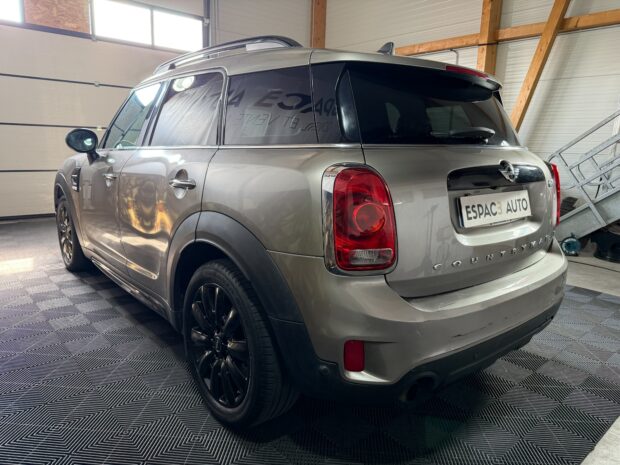 MINI COUNTRYMAN F60 136 ch BVA6 Cooper Red Hot Chili complet