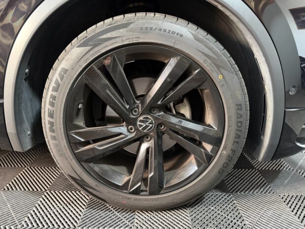 VOLKSWAGEN TIGUAN 2.0 TDI 150ch DSG7 R-Line complet