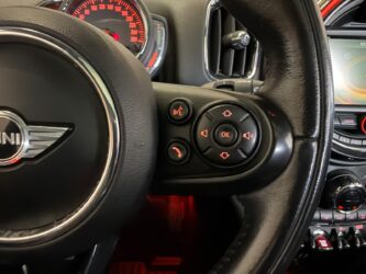 MINI COUNTRYMAN F60 136 ch BVA6 Cooper Red Hot Chili complet
