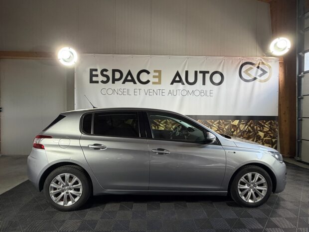 PEUGEOT 308 1.6 BlueHDi 100ch S&S BVM5 Style complet