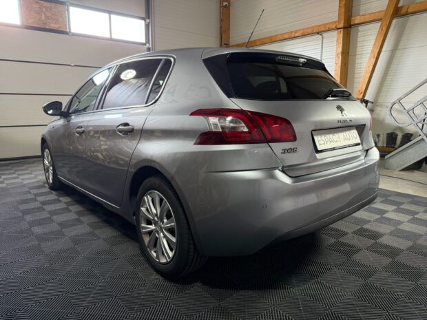 PEUGEOT 308 1.6 BlueHDi 100ch S&S BVM5 Style complet