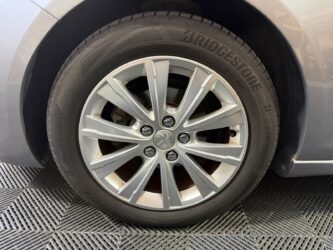 PEUGEOT 308 1.6 BlueHDi 100ch S&S BVM5 Style complet